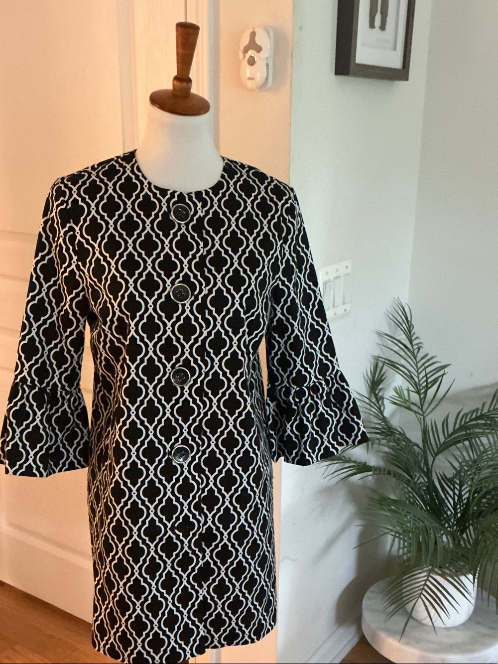 Black & White Patterned Women's Coat